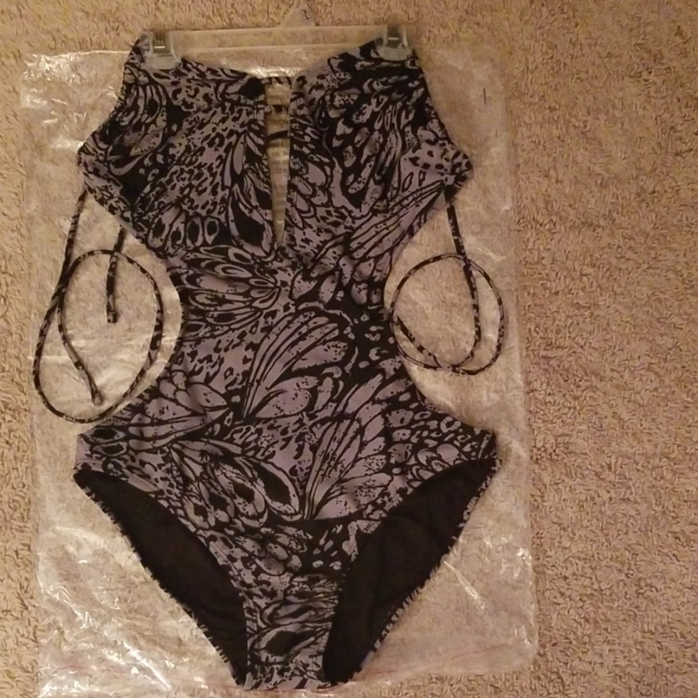 Wet Seal one piece swimsuit